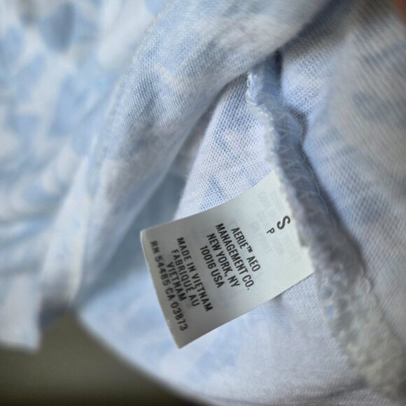 EUC AERIE WHITE / BLUE SUMMER TEE COTTON  OVERSIZED SIZE SMALL - Picture 9 of 11